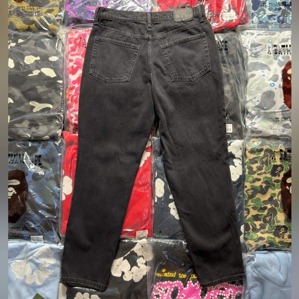 Aeropostale Black Distressed Denim Mom Jeans - Picture 4 of 5